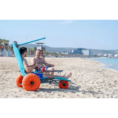 Sunwheels – scaunul rulant economic pentru plajă și piscină